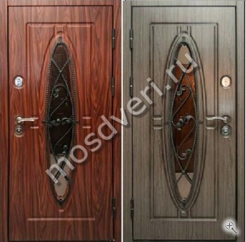 Входная дверь с зеркалом и ковкой в частный дом - купить от производителя Мосдвери Входная дверь с зеркалом и ковкой в частный дом